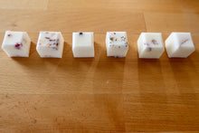 Load image into Gallery viewer, Pick n Mix Wax Melts
